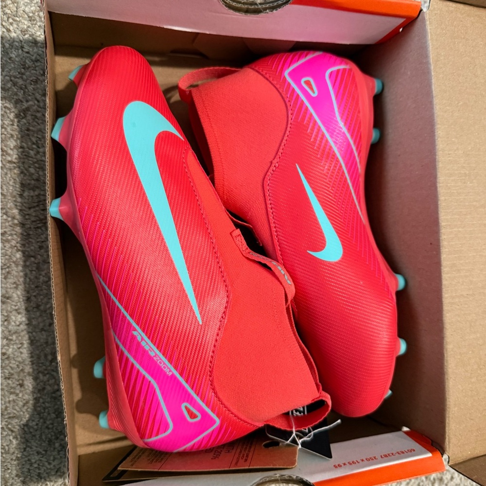 Nike Junior Zoom Superfly 10 Soccer Cleats - Ember Glow and Aurora Green